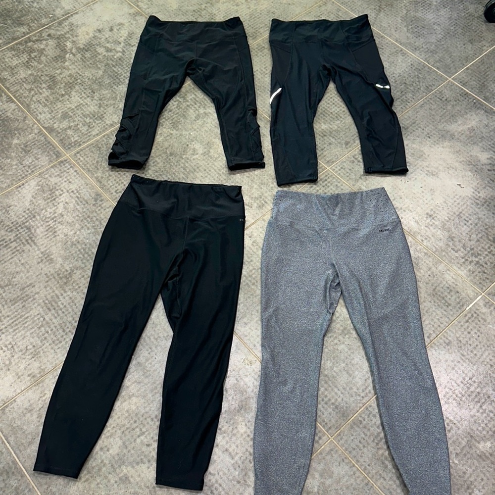Bundle Of 4 Rbx Leggings Large - image 1